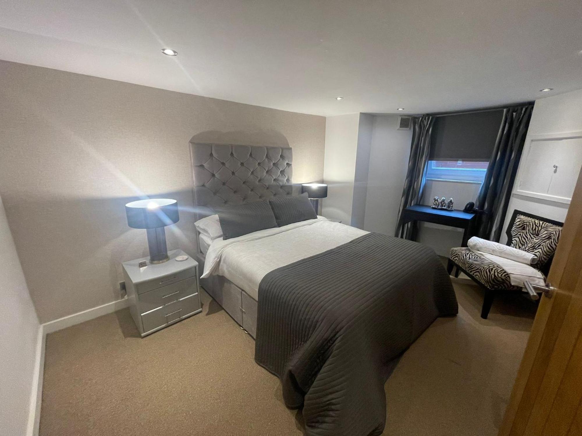 Spacious Central 2Bed Apartment Wilmslow Exterior foto
